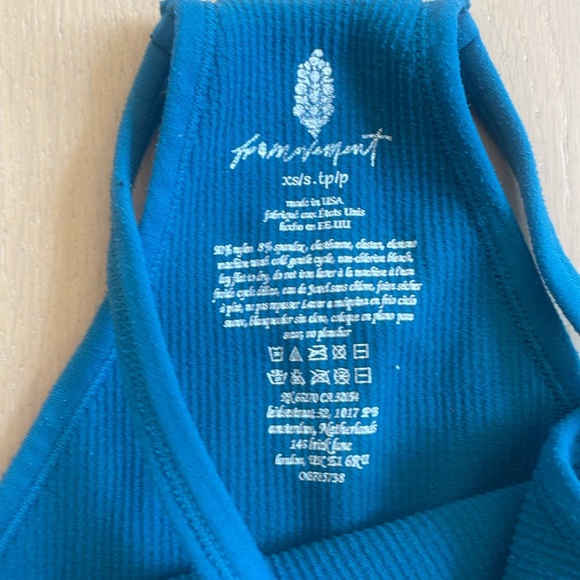 3- pack of free people movement tanks - Picture 5 of 8